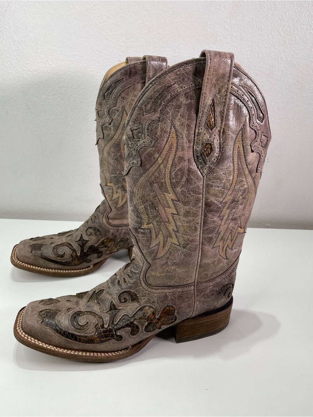 Corral Boots Women's 9 M Leather Western Boho Animal Print Inlay Festival Fairy